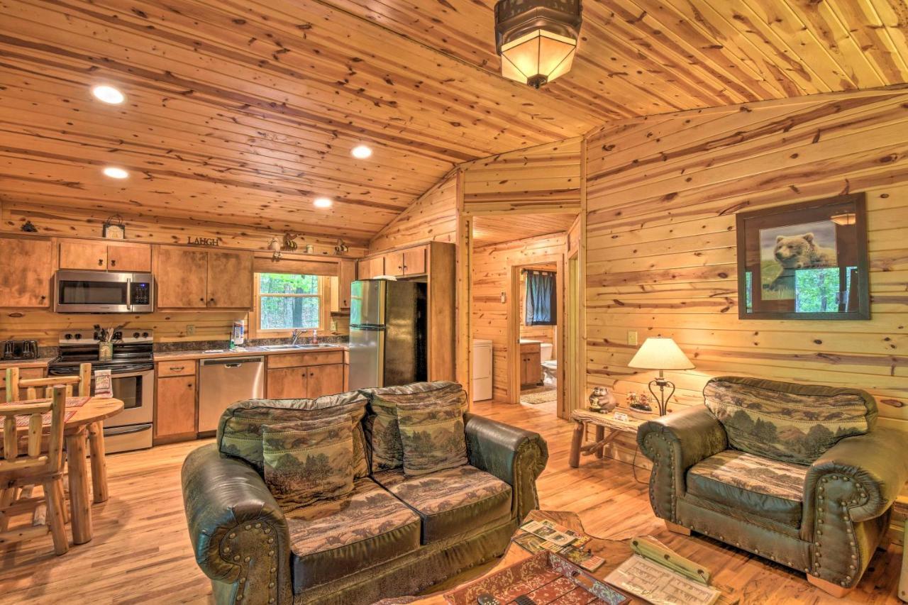 The Honeybee Cabin With Private Porch And Hot Tub Clarkesville Exteriér fotografie